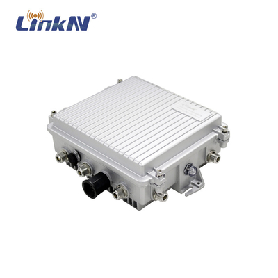 poder rugoso del puente DC12V 2W de Ethernet de la gama larga 5.8GHz IP67 de los 5km